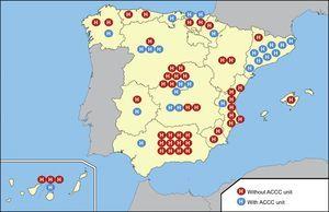 Distribution by Spanish autonomous community of cardiology departments with and without acute and critical cardiovascular care units. ACCC, acute and critical cardiovascular care.