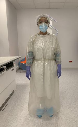 Personal protective equipment. Senior diagnostic imaging technician showing the protective equipment worn in the “COVID-19” sector. See Table 1.